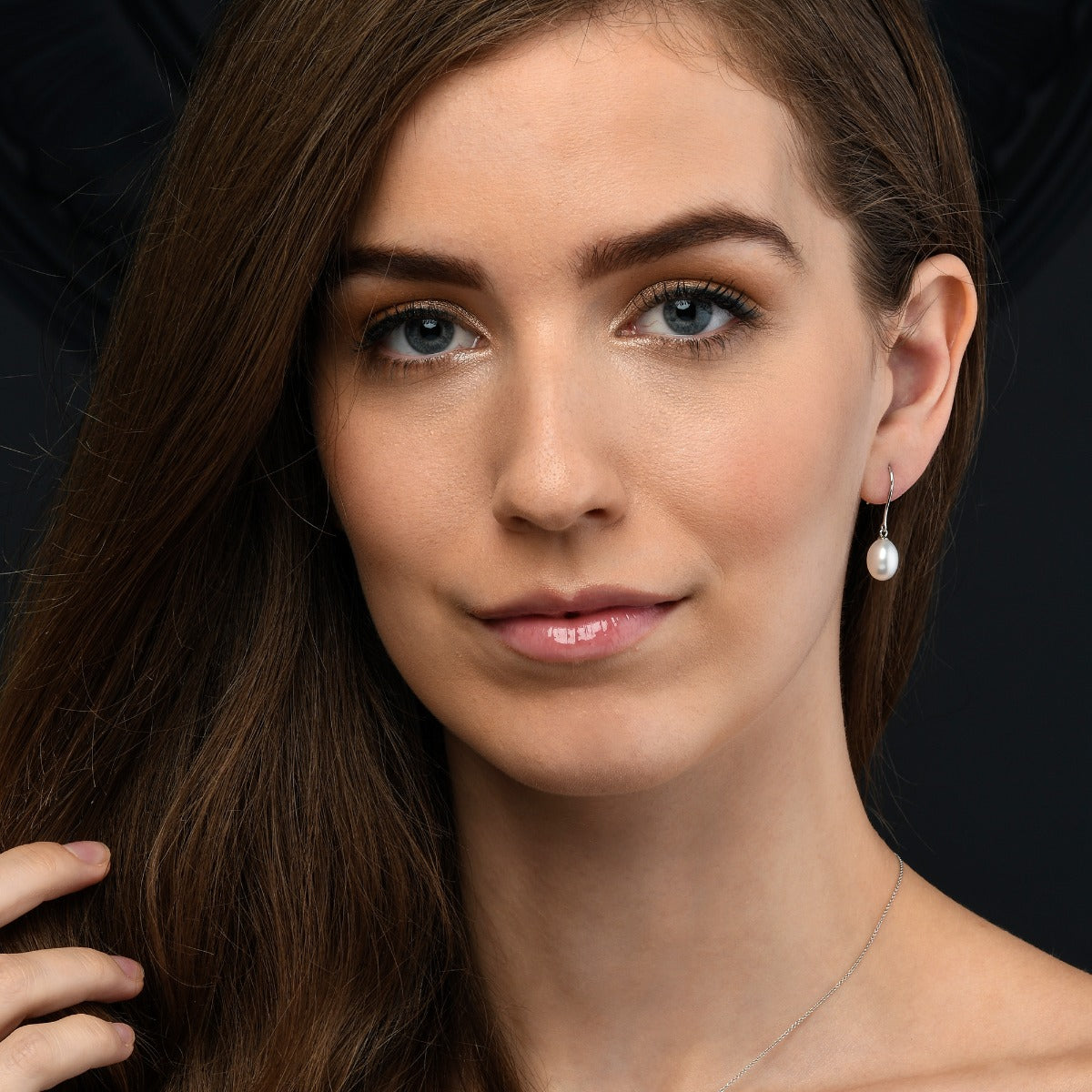 Pearl Drop Earrings with White Freshwater Drop Pearls in 9K White Gold