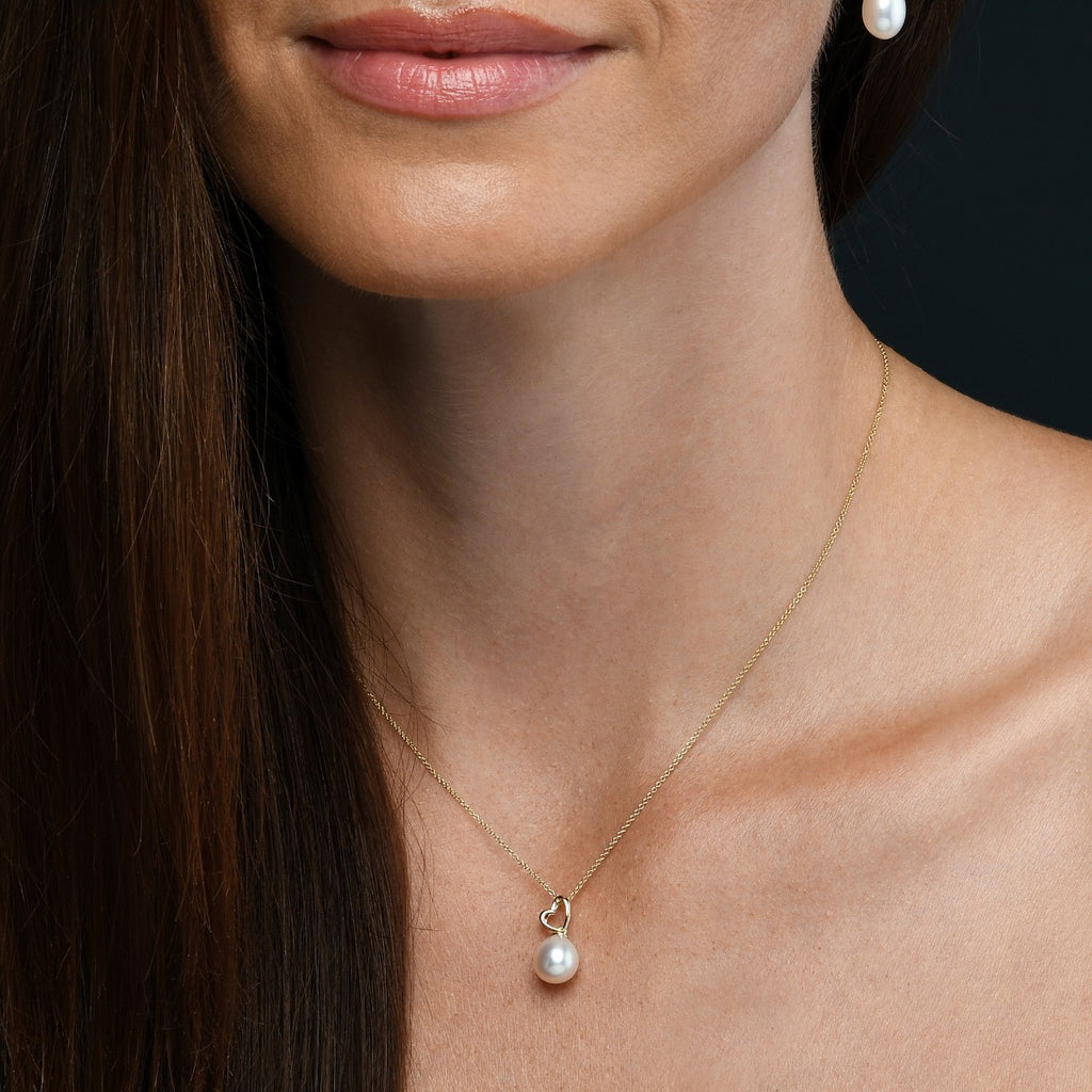 Freshwater Pearl Drop Necklace with Tilting Heart 9K Yellow Gold