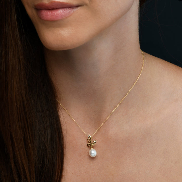 Butterfly Pearl Necklace with Cubic Zirconia Stones 9K Yellow Gold