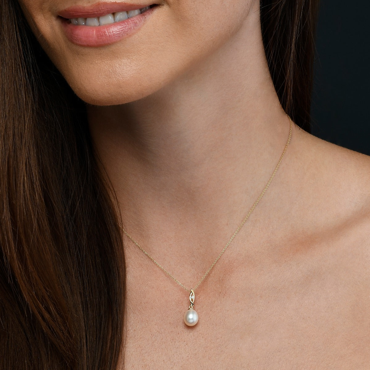 Drop Shaped Pearl Necklace with Cubic Zirconia Stone 9K Yellow Gold