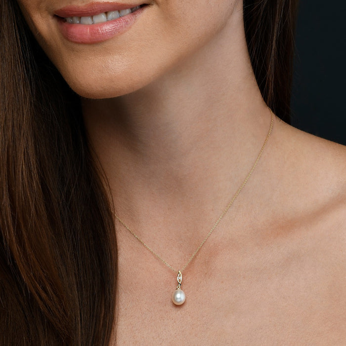 Drop Shaped Pearl Necklace with Cubic Zirconia Stone 9K Yellow Gold
