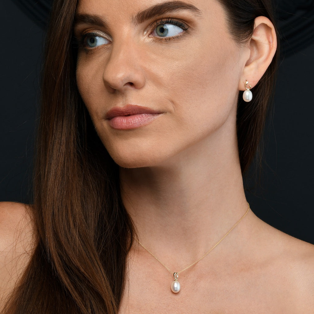 Pearl Drop Pendant Single White Freshwater Pearl in 9K Yellow Gold