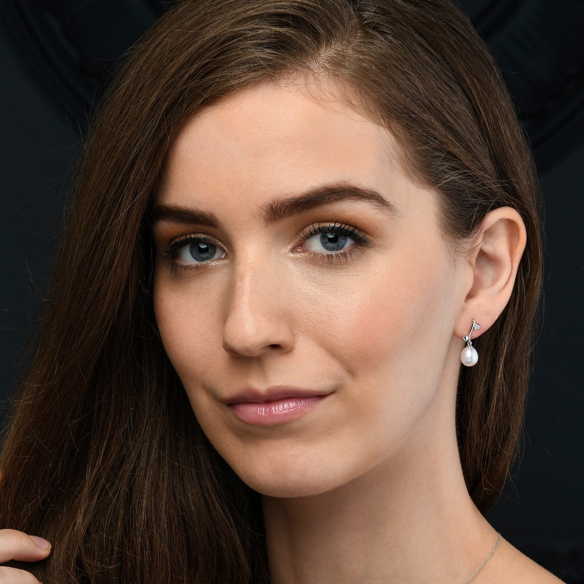 Pearl Drop Earrings with Cubic Zirconia Hearts in 9K White Gold