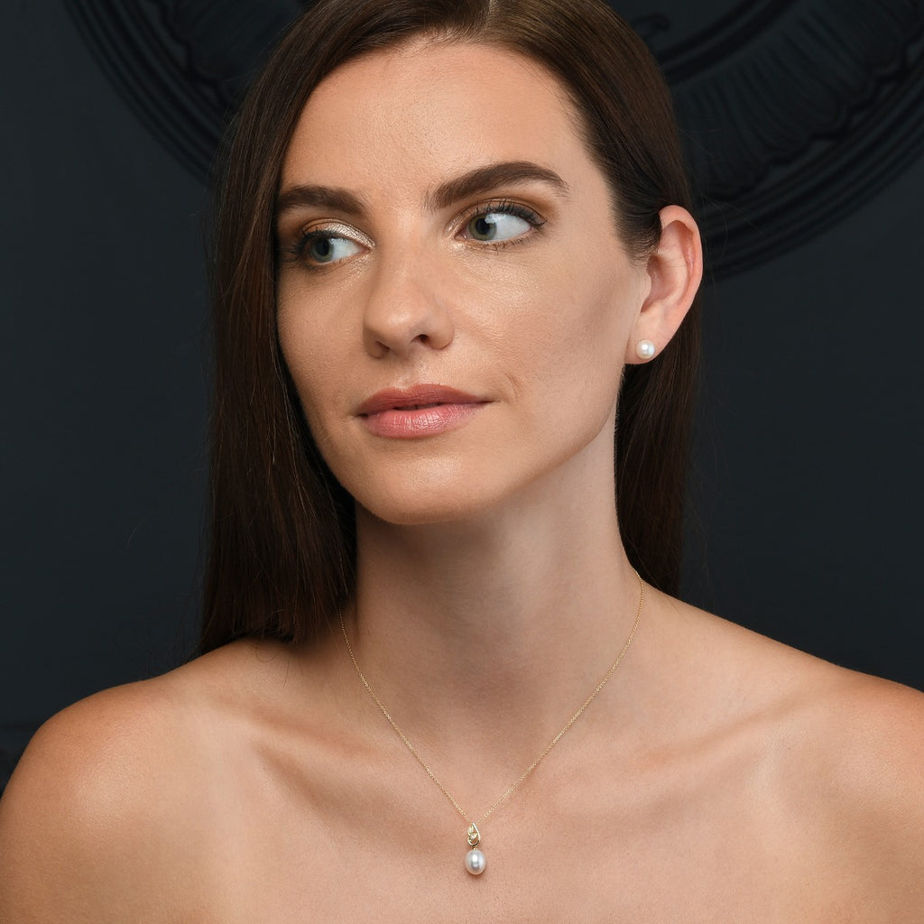 Pearl Necklace with Freshwater Pearl & Cubic Zirconia 9K Yellow Gold