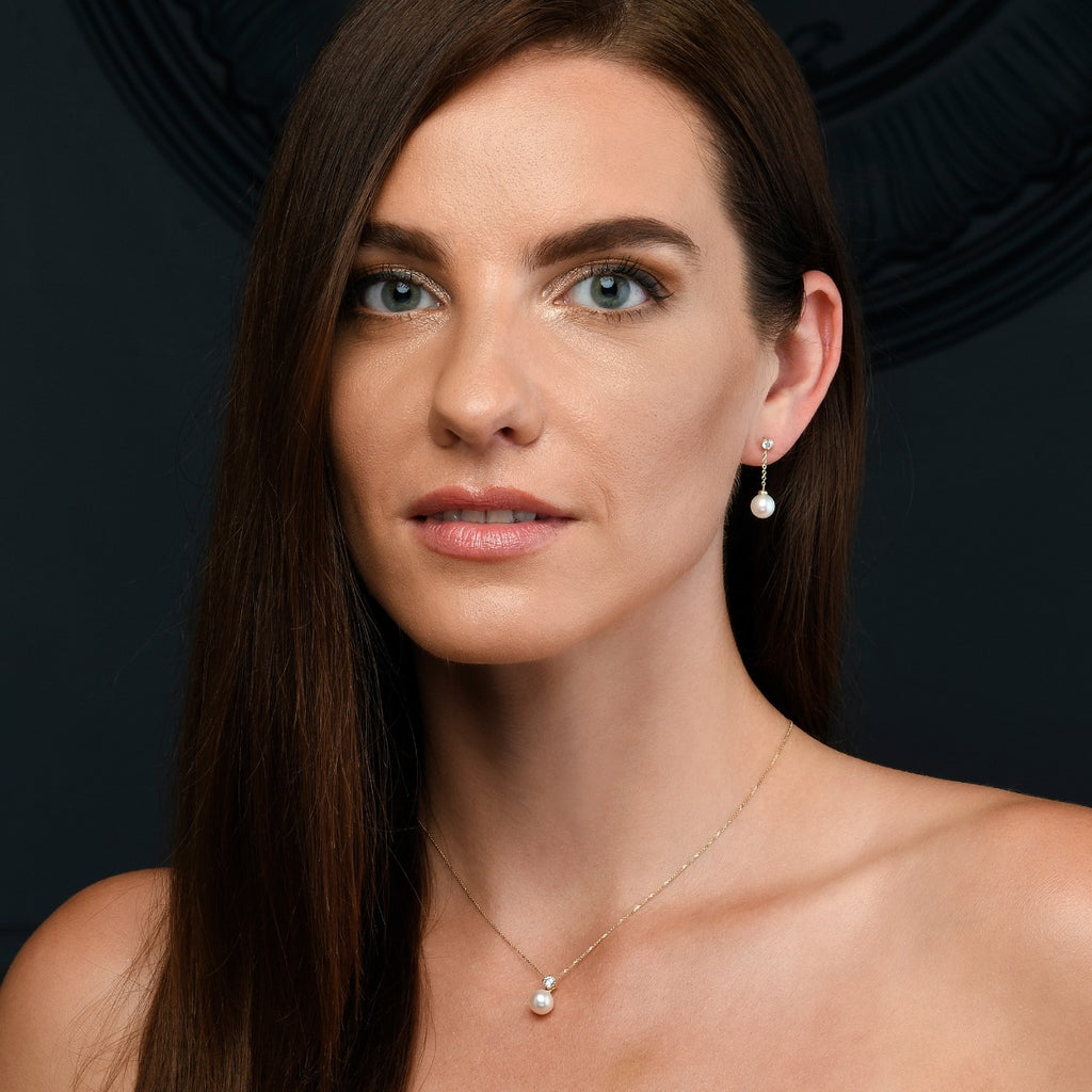 Single Freshwater Pearl Necklace with Cubic Zirconia 9K Yellow Gold