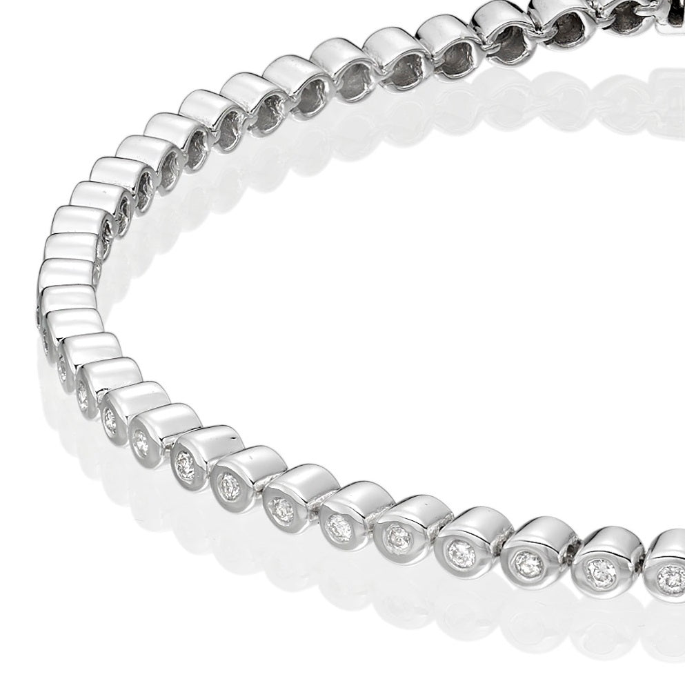 Bezel Set 0.50ct diamond tennis bracelet in 18K white gold