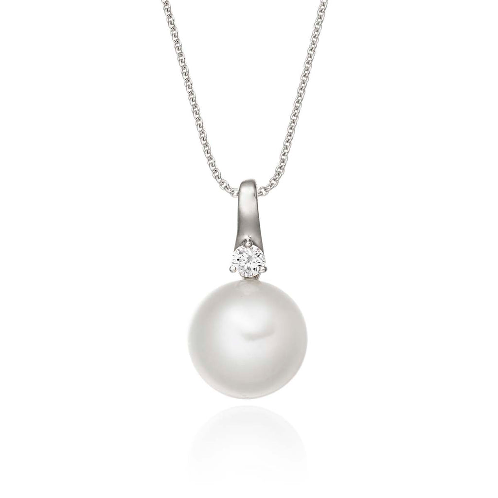 Pearl Pendant Necklace With 0.05ct Diamond 9K White Gold