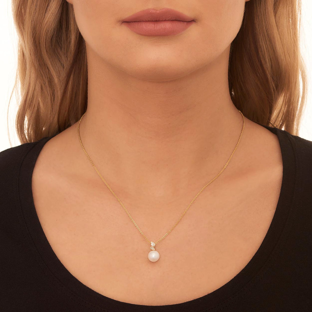Pearl Pendant With 0.05ct Diamond 9K Yellow Gold