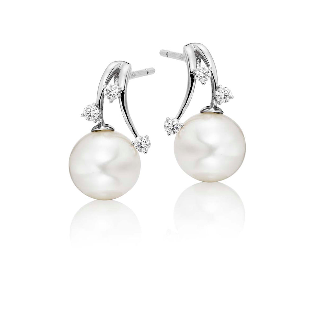 Trinity Freshwater pearl & diamond earrings in 18K white gold