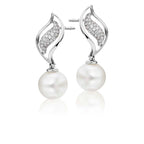 Freshwater pearl with 0.25ct diamond earrings in 18K white gold