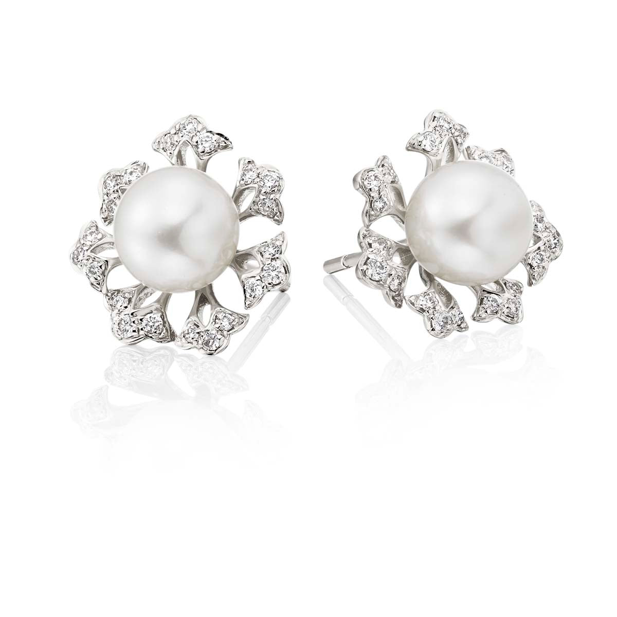 Starburst freshwater pearl & diamond studs in 18K white gold