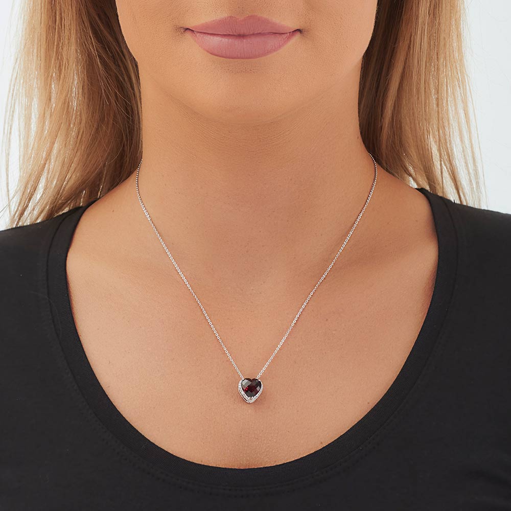 4.40ct Garnet With 0.15ct Diamond Pendant In 9K White Gold