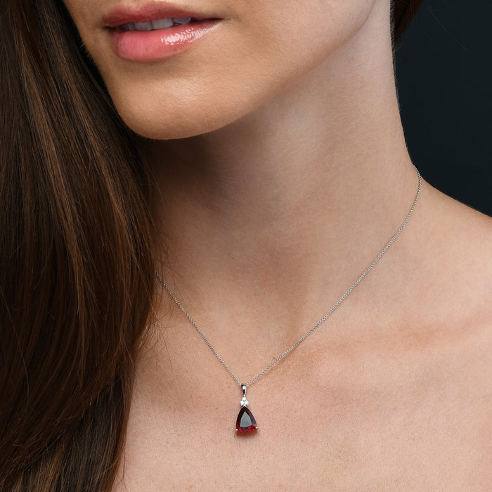 3.05ct Garnet With 0.05ct Diamond Pendant In 18K White Gold