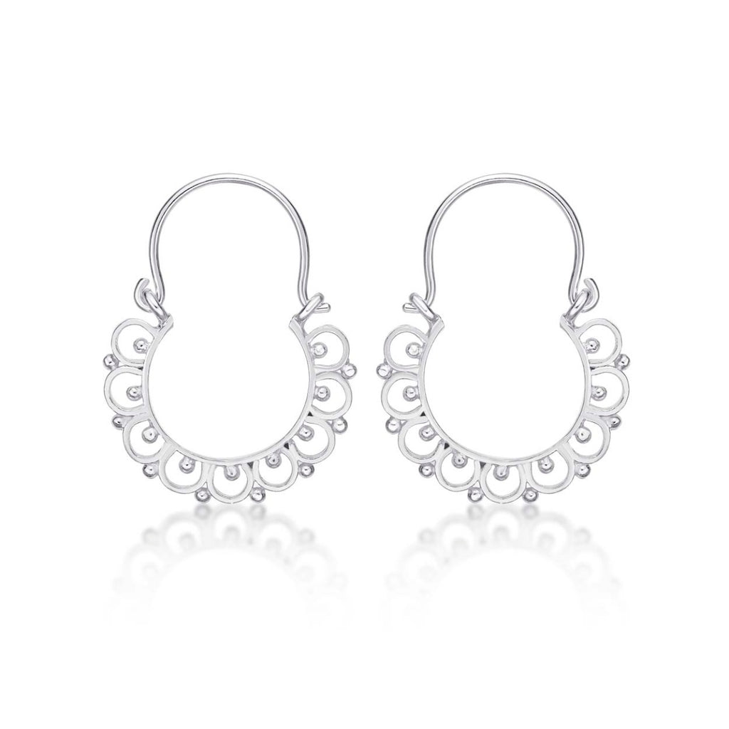 Vintage 925 Sterling Silver Hoop Earrings.