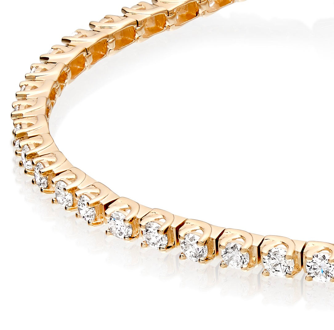 Box Claw 3.00ct diamond tennis bracelet in 9K yellow gold