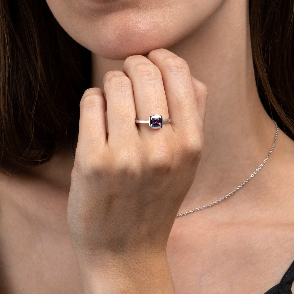 Amethyst Ring in 18K White Gold