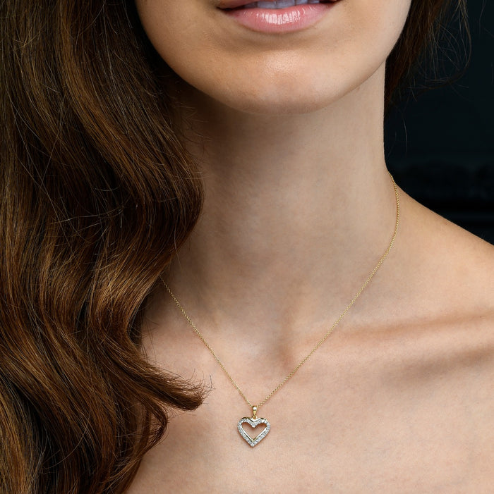 Classic Diamond Heart Pendant 0.25ct Diamond 9K Yellow Gold