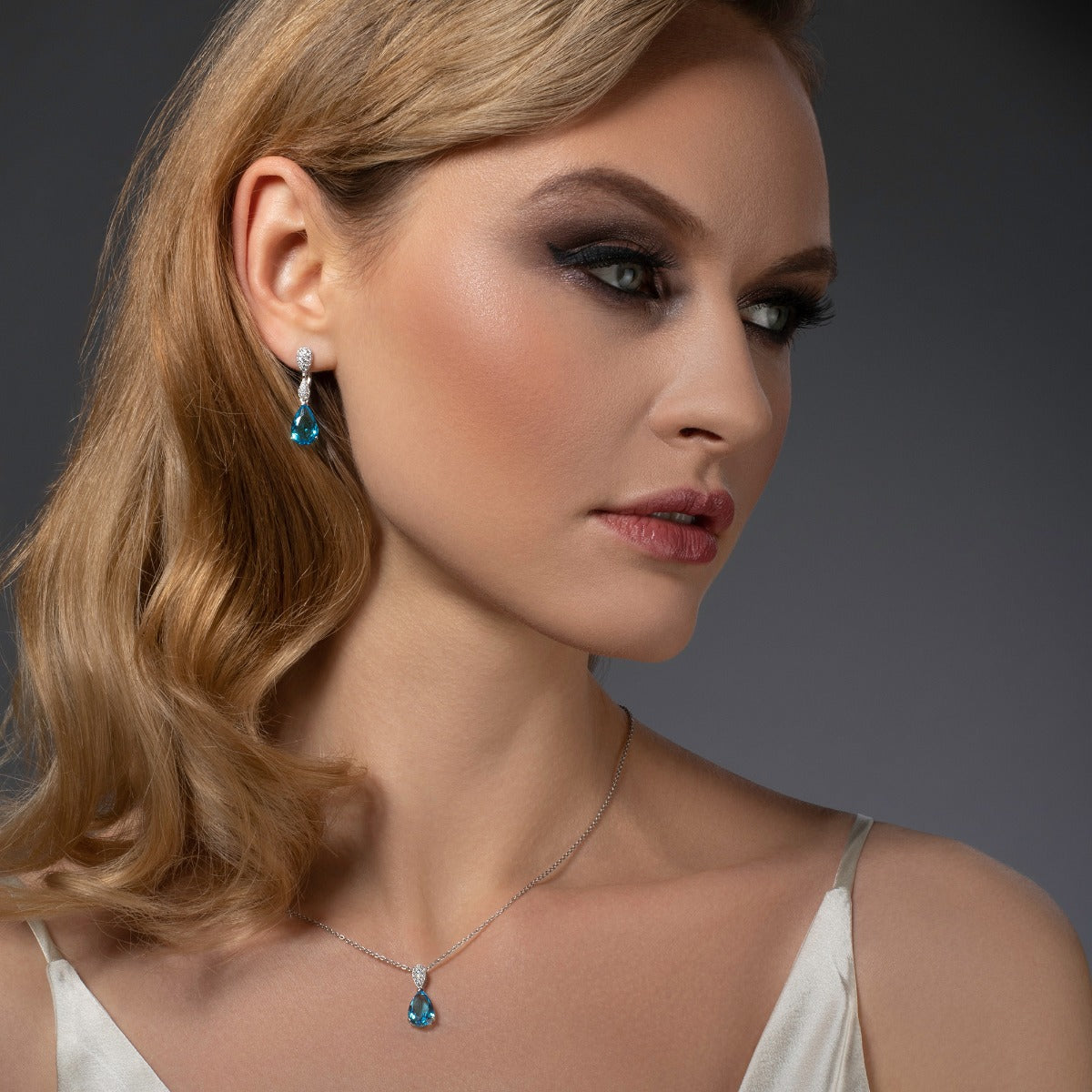 Sterling Silver Light Blue Teardrop Pendant Necklace