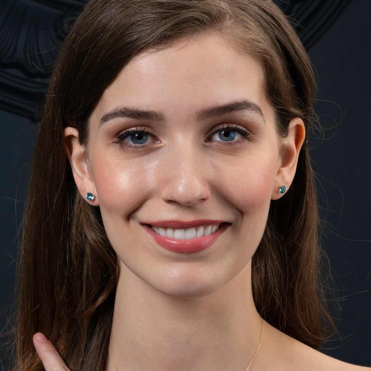 1.90ct Swiss Blue Topaz Solitaire Stud Earrings In 9K Yellow Gold