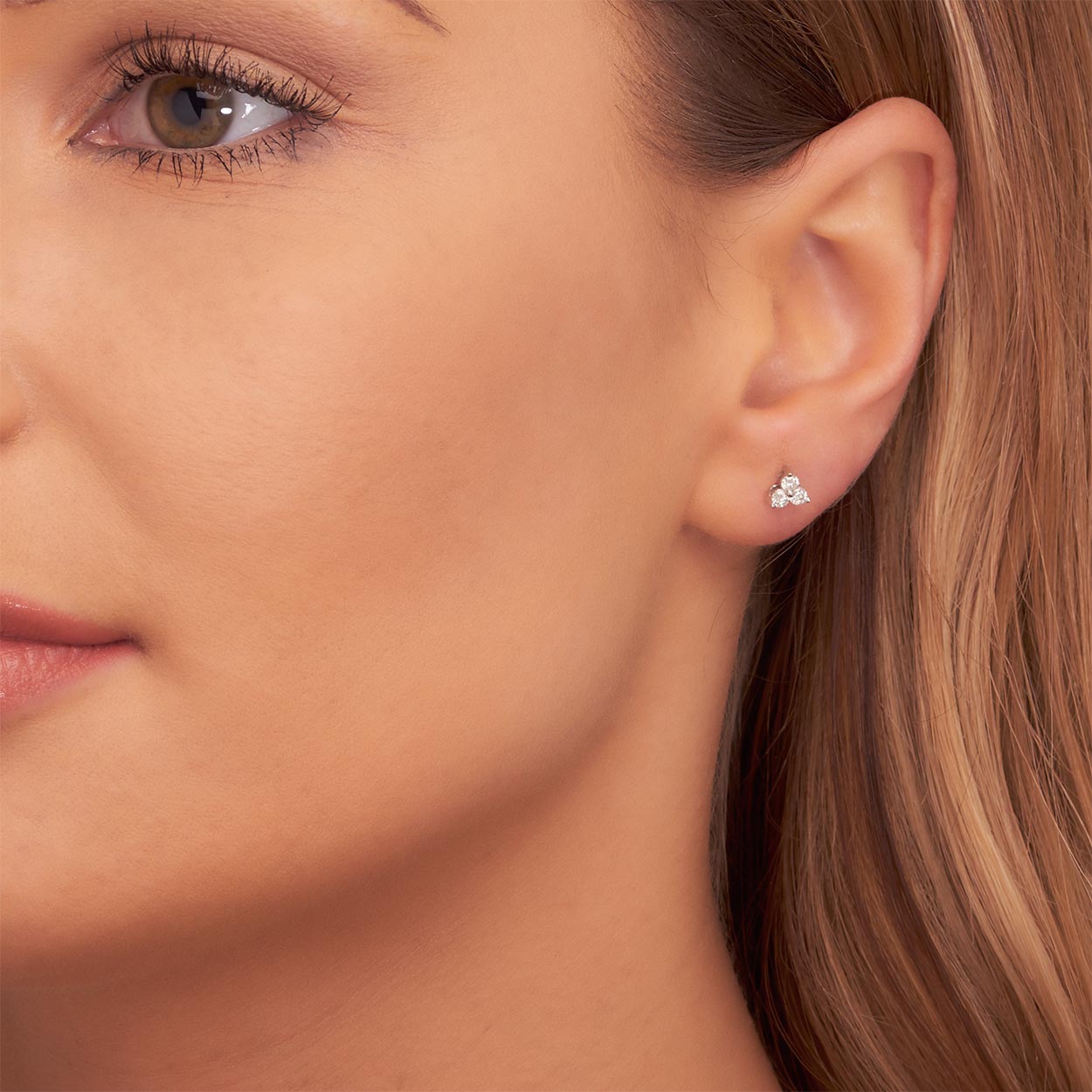 3 Diamond 0.30ct diamond studs in 9K white gold