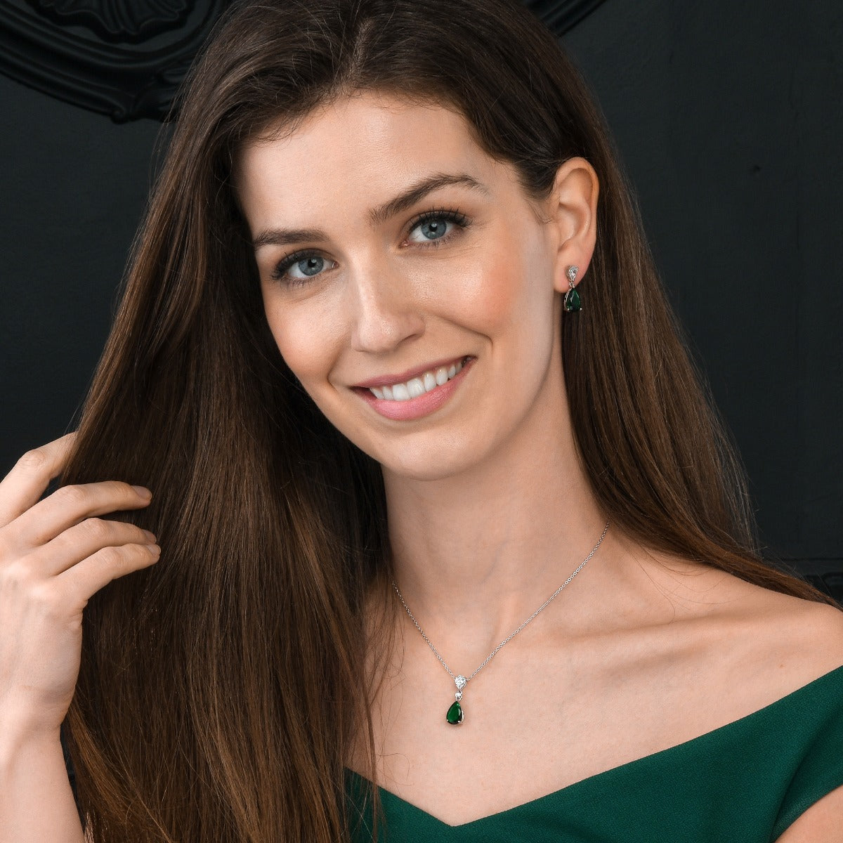 Sterling Silver Green Drop Pendant Necklace
