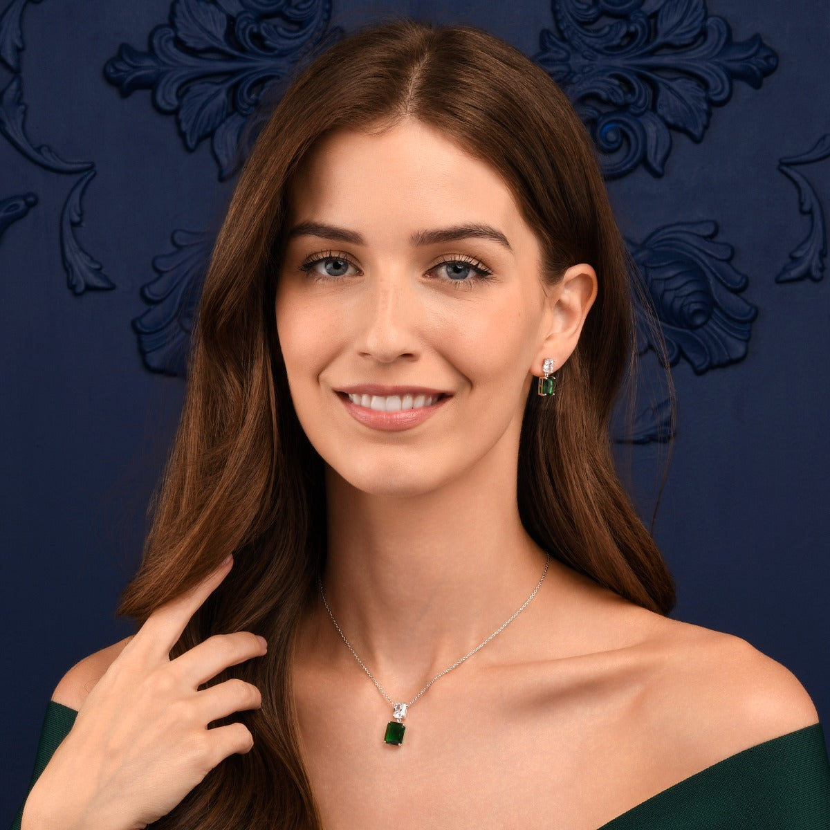 Sterling Silver Green Double Rectangle Drop Pendant Necklace