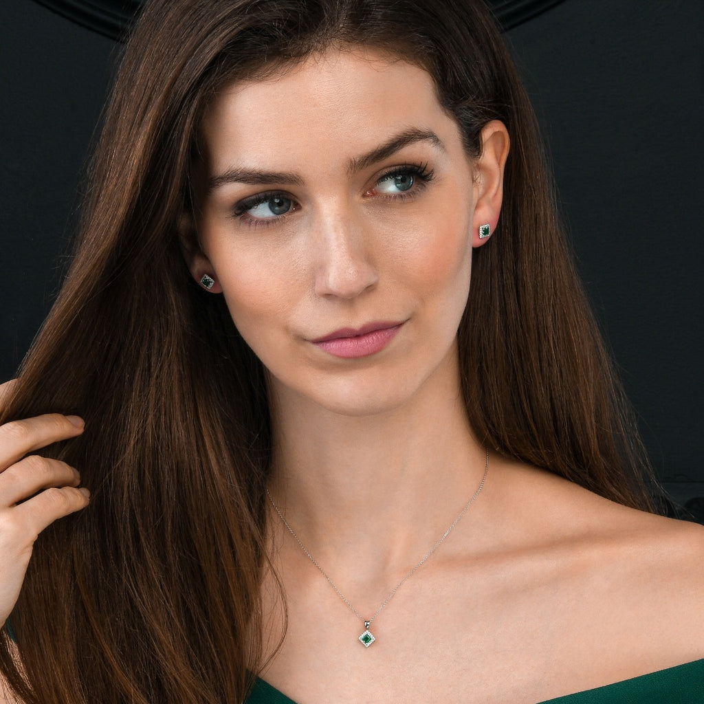 0.27ct Emerald Pendant Necklace 0.06ct Diamond 9K White Gold