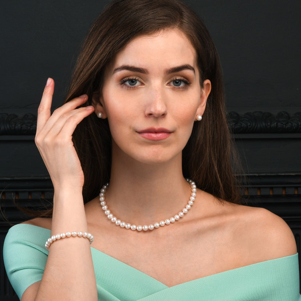 7.5-8.5mm White Freshwater Pearl Necklace in 9K Yellow Gold