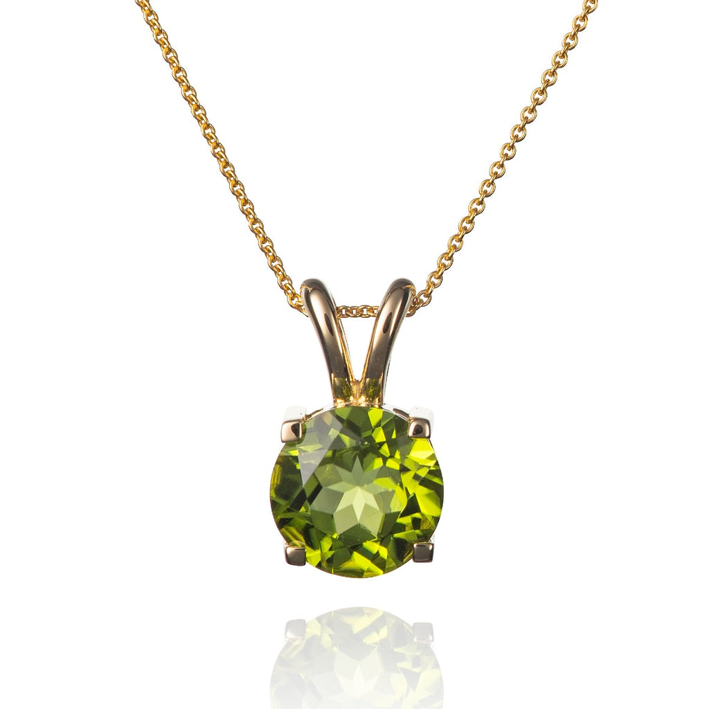2.20ct Solitaire Peridot Pendant Necklace In 9K Yellow Gold