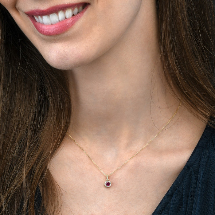 0.40ct Ruby Pendant Necklace 0.07ct Diamond 18K Yellow Gold