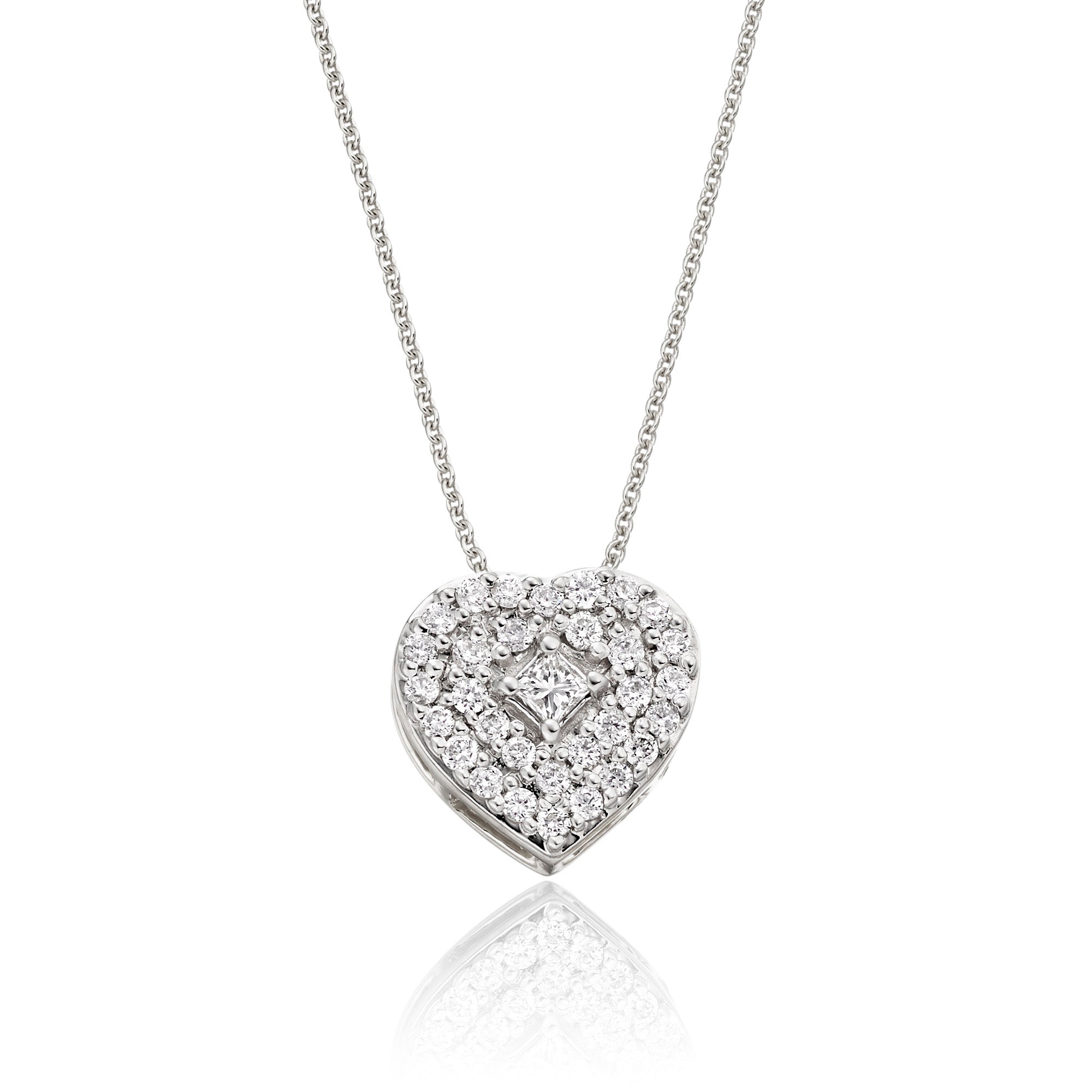 Heart cluster 0.25ct diamond pendant in 18K white gold