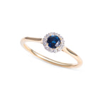 9ct yellow gold ring with sapphire and diamonds
