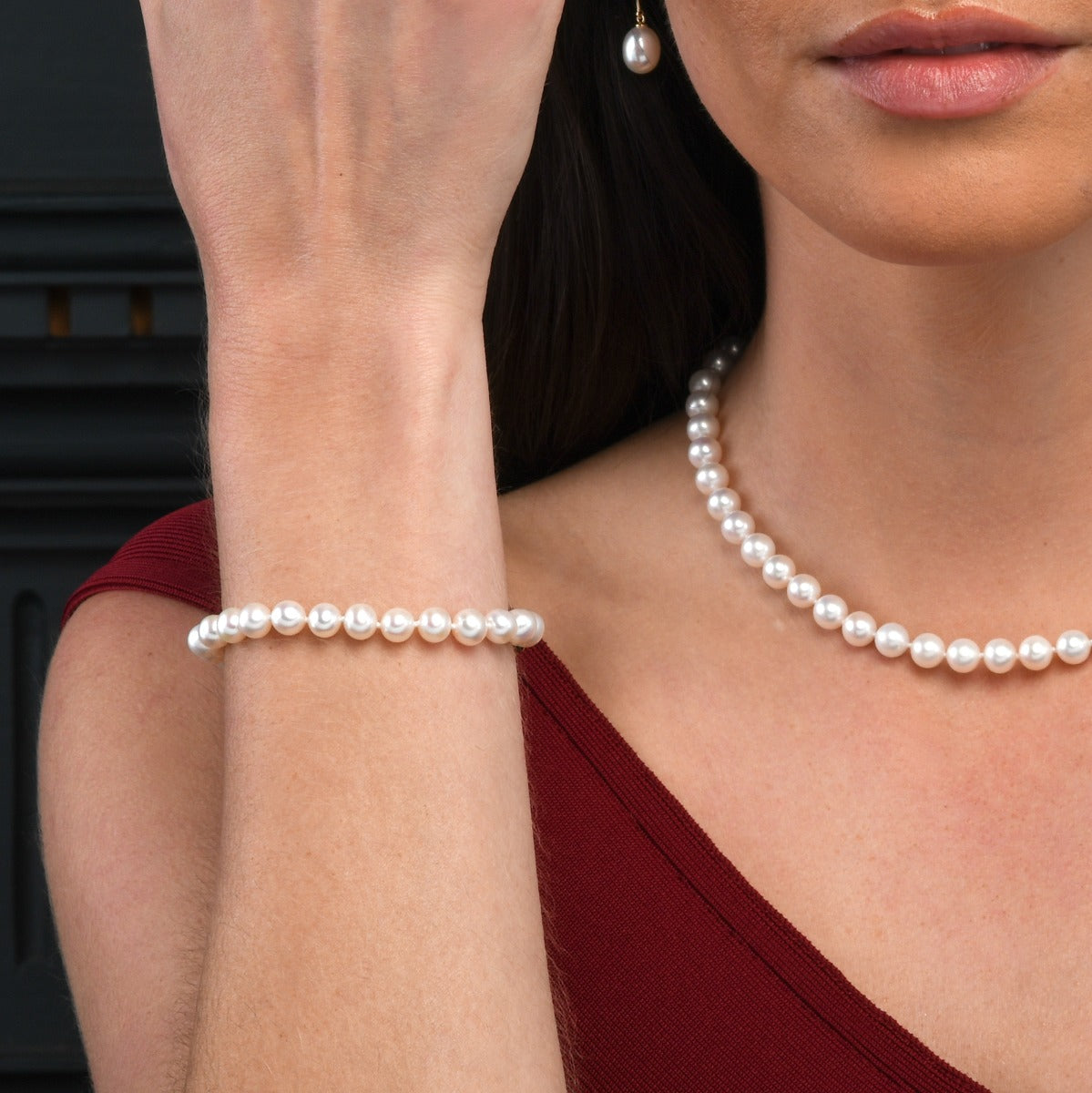 Simple freshwater pearl bracelet in 9K yellow gold