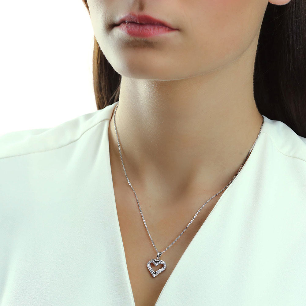 Classic heart 0.25ct diamond pendant in 9K white gold