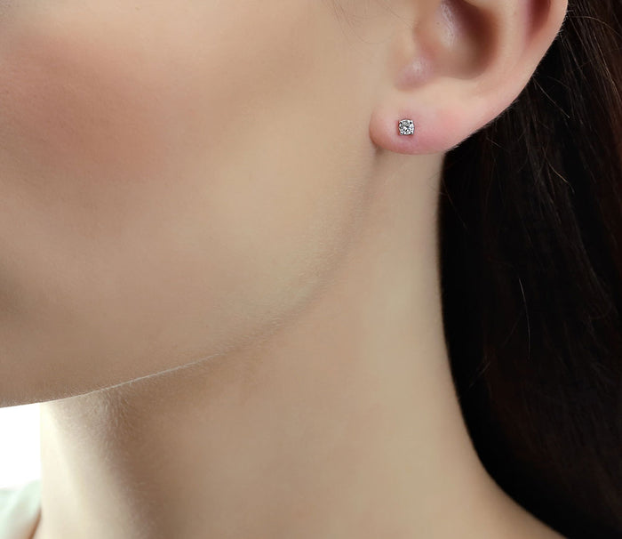 Diamond Stud Earrings 0.20ct Solitaire Diamond Studs 18K White Gold