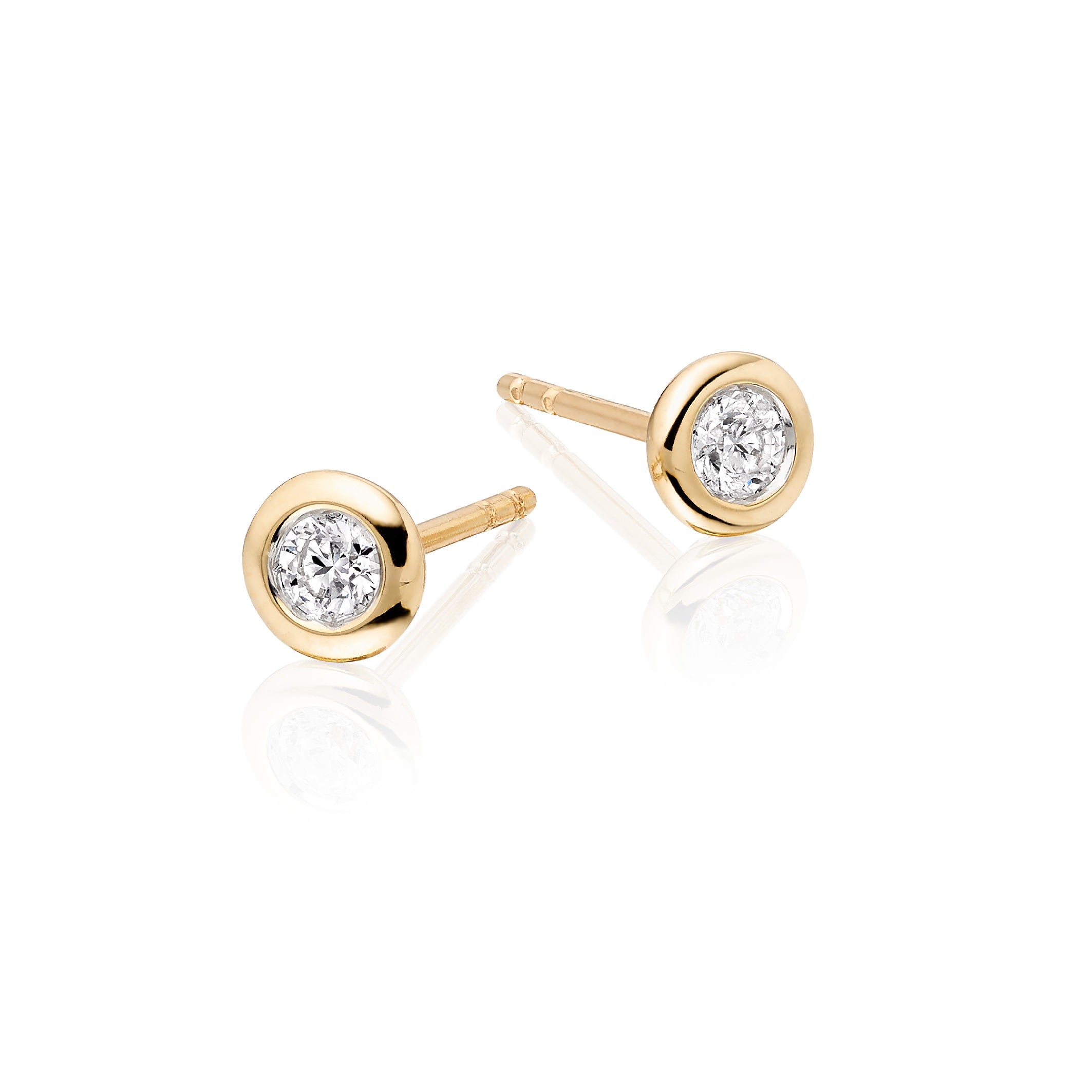 Solitaire 0.20ct Bezel set round diamond studs in 18K yellow gold