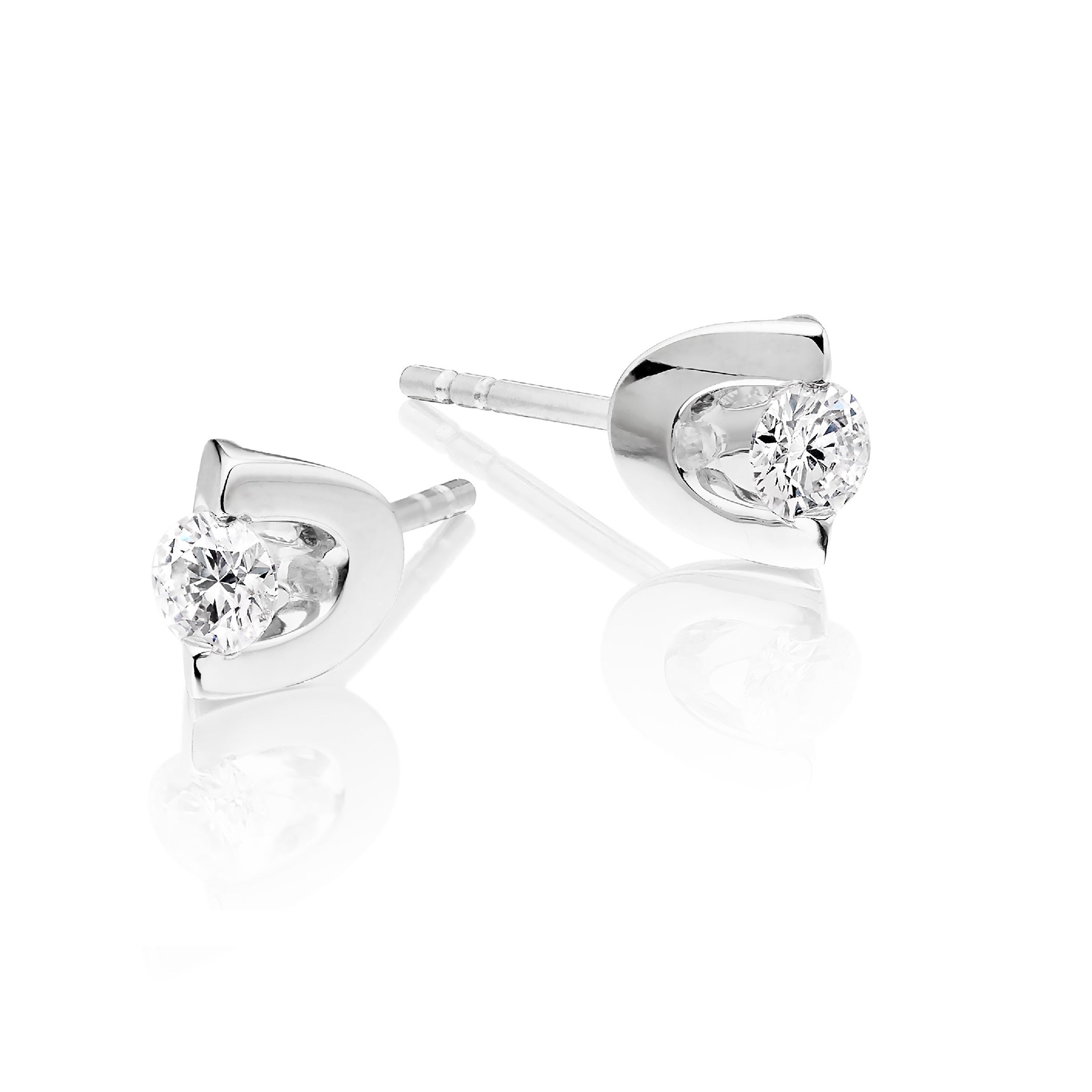 Solitaire 0.30ct 2 Claw round diamond studs in 18K white gold 