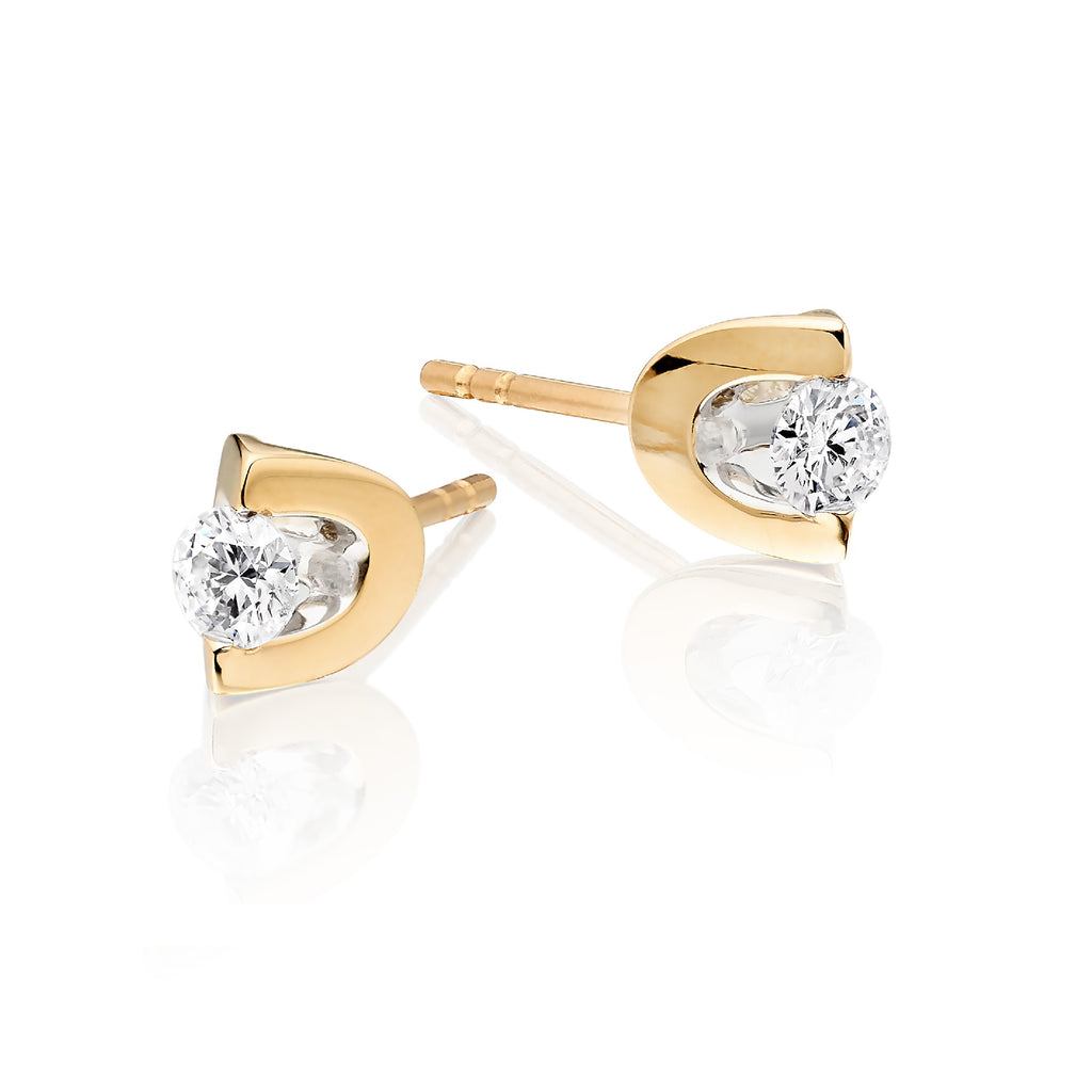 Solitaire 0.30ct 2 Claw round diamond studs in 18K yellow gold