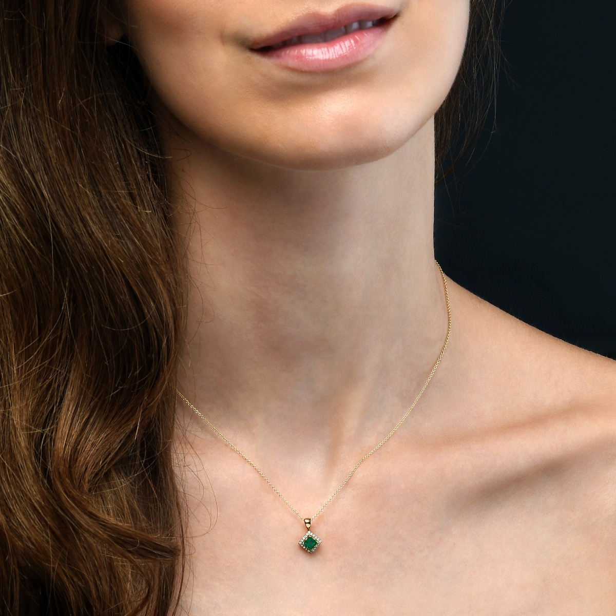 18K White Gold Halo Emerald Cut Diamond Necklace