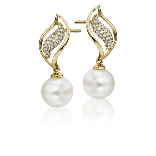 Freshwater Pearl Diamond Drop Earrings 0.25ct Diamond 18K Yellow Gold