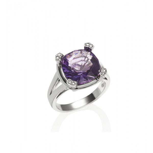 Large Amethyst Dress Ring in 18K White Gold