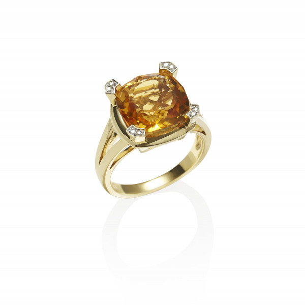 Large Citrine Dress Ring in 18K Yellow Gold