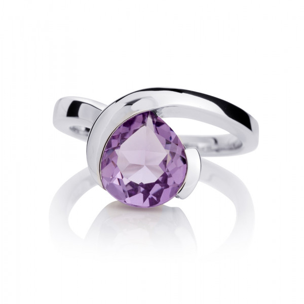 Sterling Silver Ring with a Pear-Shaped Amethyst Gemstone